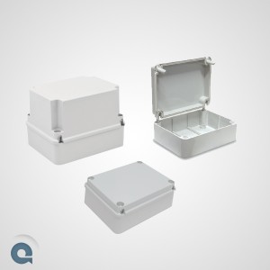 Розподільчі коробки з гладкими стінками IP67