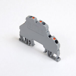 Дворівневі пружинні клеми для ефективного з’єднання проводів у щитах.